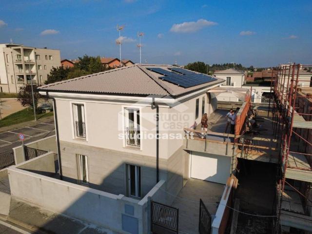 Villa Indipendente in vendita a Sabbioni, Crema