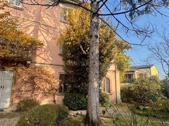 Villa Indipendente in vendita a Crema, Lombardia