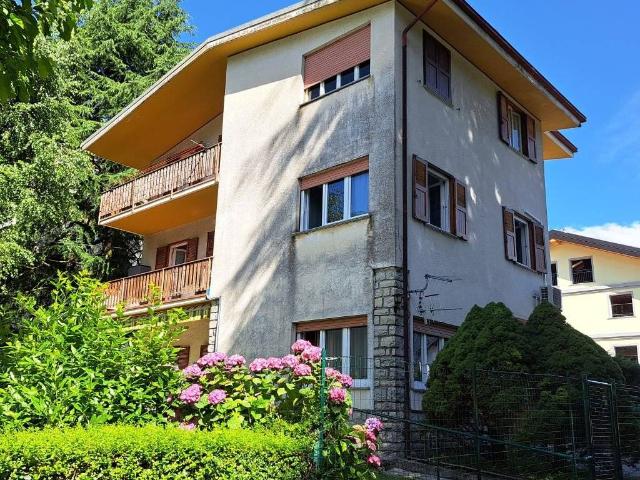 Villa Indipendente in vendita a Maggio, Cremeno