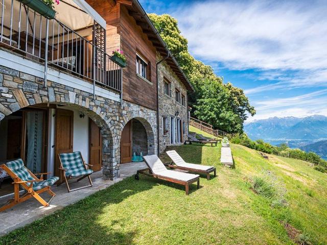 Villa Indipendente in vendita a Cremia, Lombardia