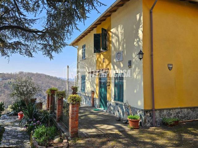Villa Indipendente in vendita a Piemonte, Alessandria