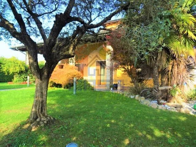 Villa Indipendente in vendita a Incrociatello, Cremona