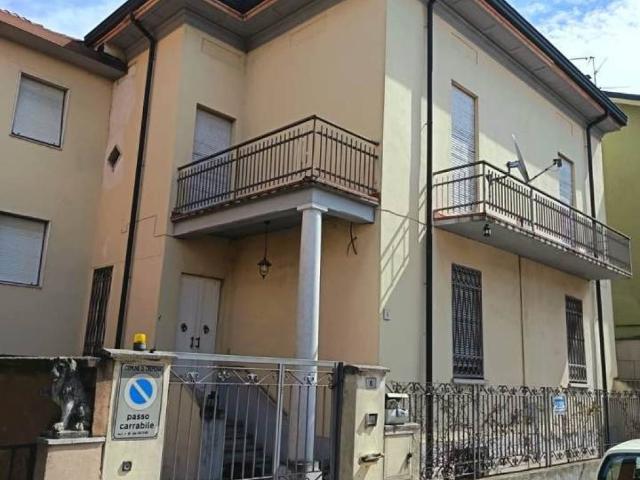 Villa Indipendente in vendita a Borgo Loreto, Cremona