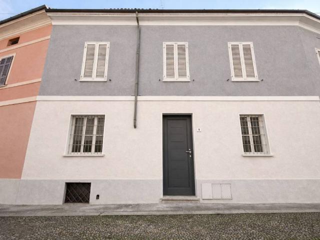 Villa Indipendente in vendita a Centro Storico, Cremona