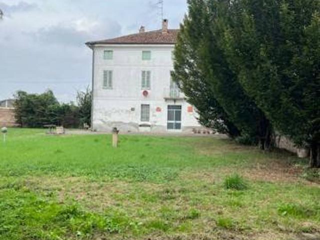 Villa Indipendente in vendita a Zaist, Cremona