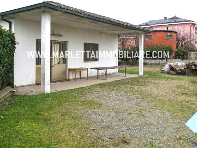 Villa Indipendente in vendita a Crespiatica, Lombardia