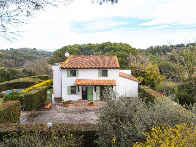 Villa Indipendente in vendita a Crespina Lorenzana, Crespina