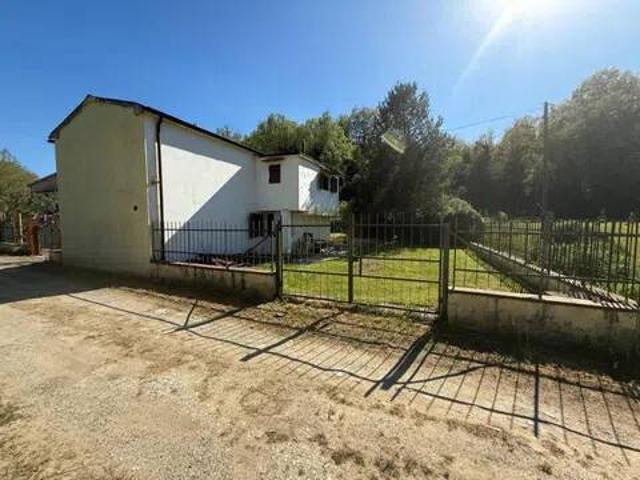 Villa Indipendente in vendita a Greppioli, Laura