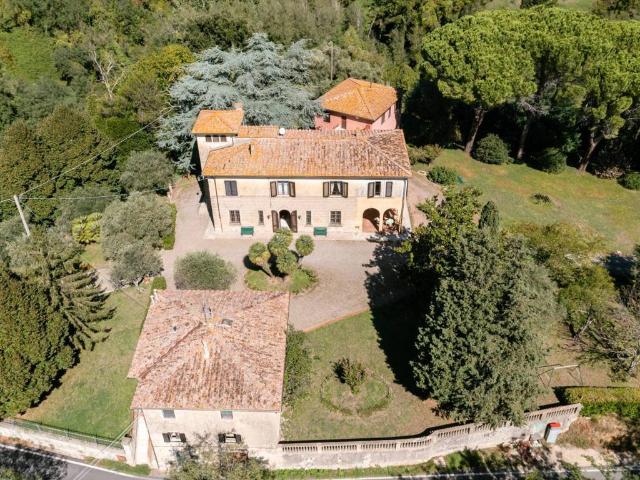 Villa Indipendente in vendita a Crespina Lorenzana, Laura