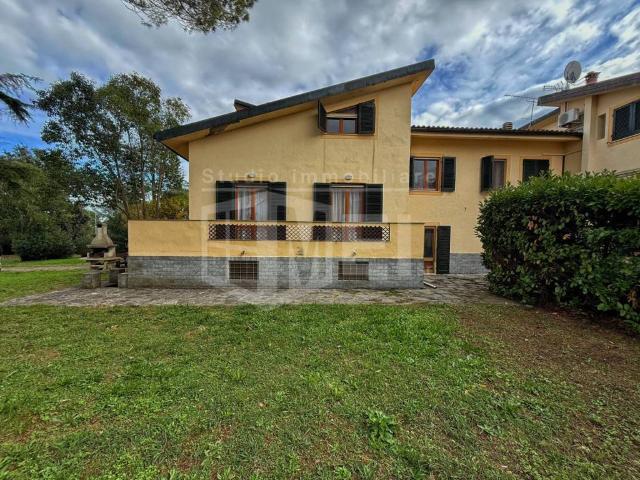 Villa Indipendente in vendita a Crespina Lorenzana, Cenaia