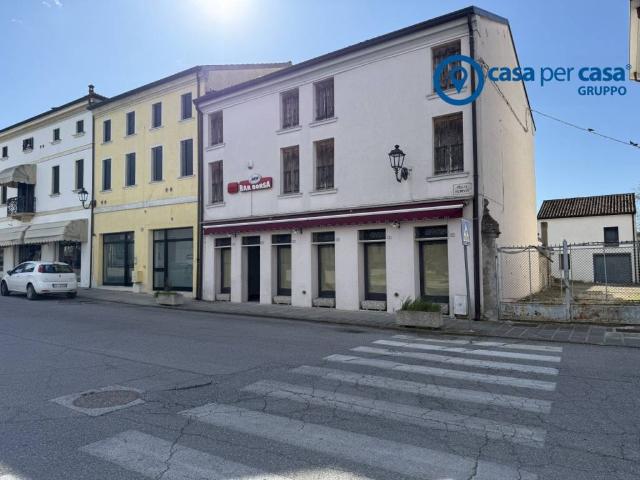 Villa Indipendente in vendita a Crespino, Veneto