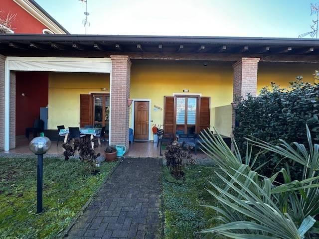 Villa Indipendente in vendita a Piemonte, Novara