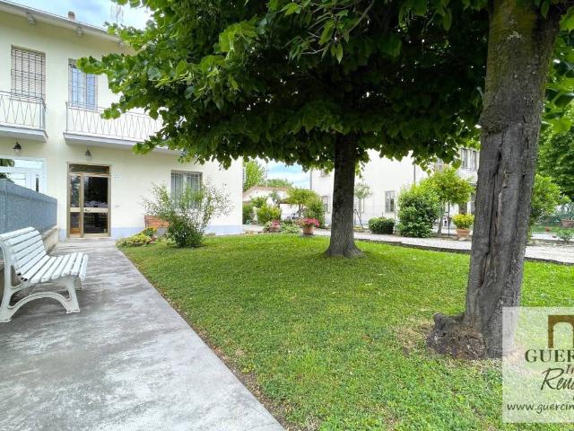 Villa Indipendente in vendita a Unione Terre d'Acqua, Crevalcore