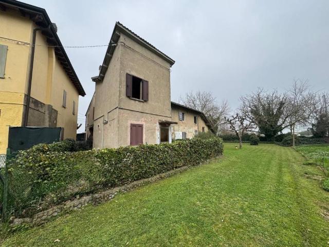 Villa Indipendente in vendita a Unione Terre d'Acqua, Crevalcore