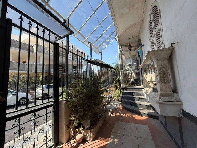 Villa Indipendente in vendita a Crispano, Napoli