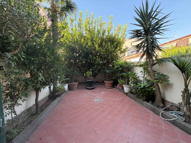 Villa Indipendente in vendita a Crispano, Napoli