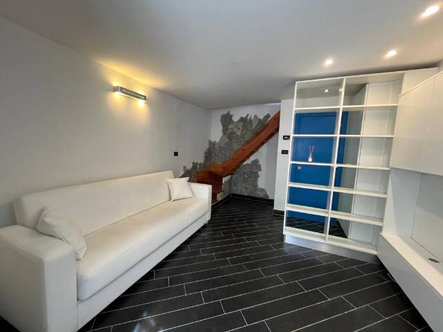 Villa Indipendente in vendita a Crocefieschi, Liguria