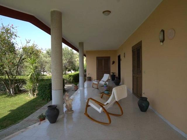 Villa Indipendente in vendita a Calabria, Crotone