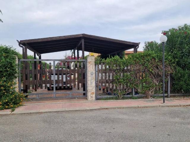 Villa Indipendente in vendita a Calabria, Crotone