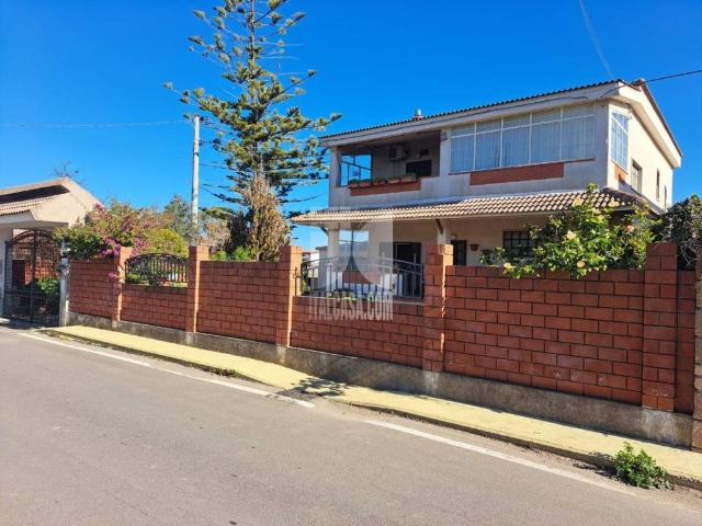 Villa Indipendente in vendita a Calabria, Crotone