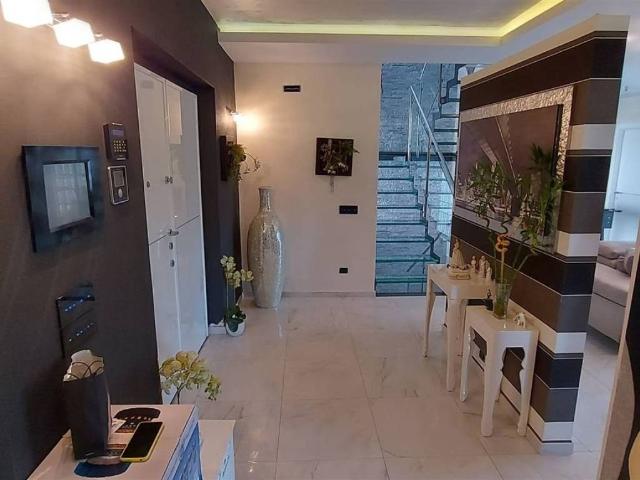 Villa Indipendente in vendita a Calabria, Crotone
