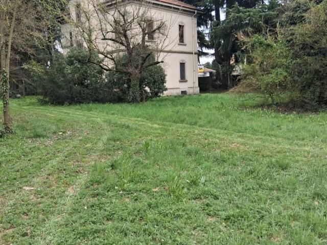 Villa Indipendente in vendita a Cuggiono, Milano