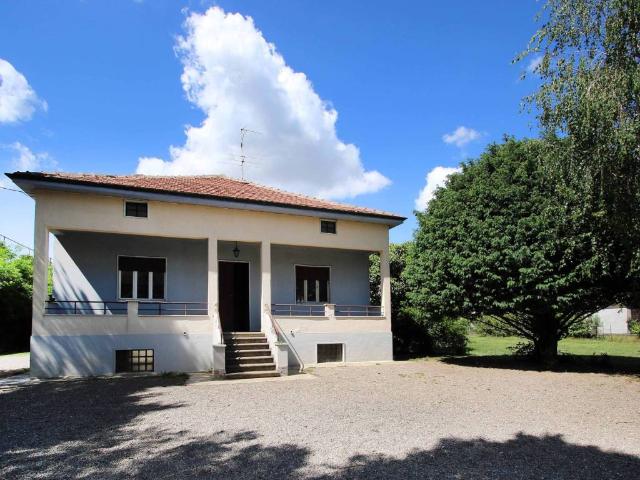 Villa Indipendente in vendita a Castelletto di Cuggiono, Cuggiono