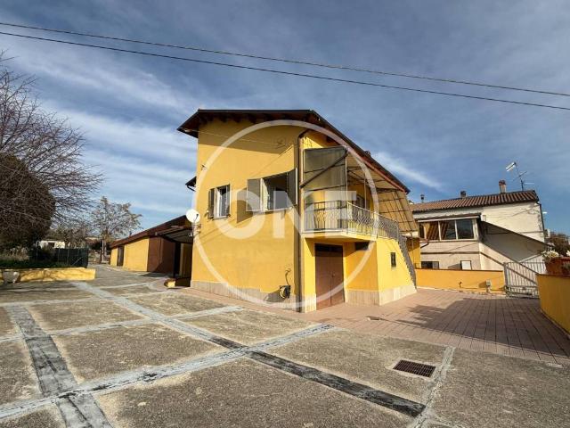 Villa Indipendente in vendita a Cugnoli, Abruzzo