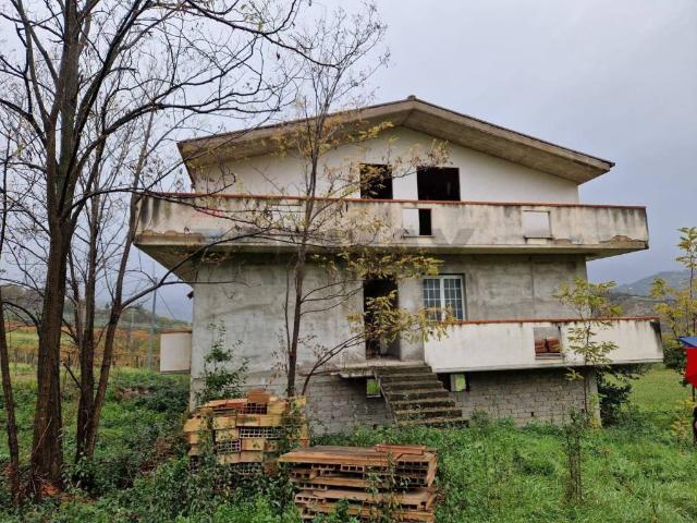 Villa Indipendente in vendita a Cugnoli, Abruzzo