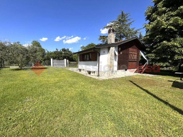 Villa Indipendente in vendita a Paschero, Piemonte
