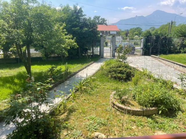 Villa Indipendente in vendita a Piane, Piemonte