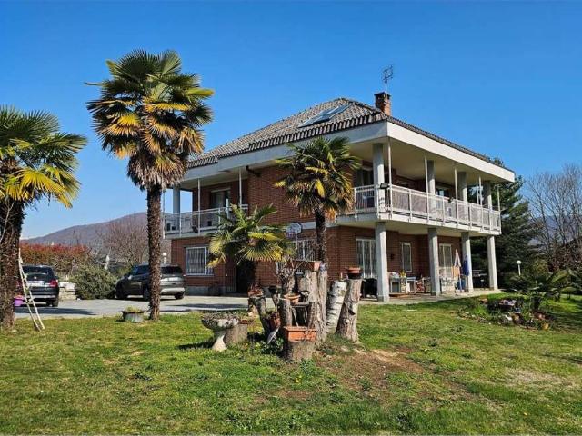 Villa Indipendente in vendita a Costa, Piemonte