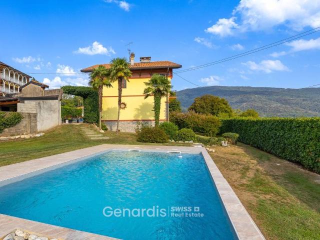 Villa Indipendente in vendita a Comunità Montana del Piambello, Cunardo