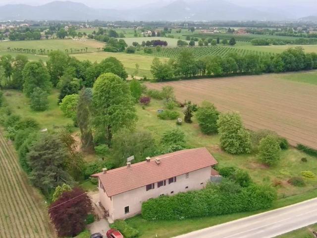Villa Indipendente in vendita a Piemonte, Cuneo