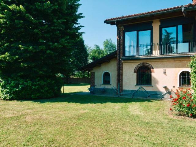 Villa Indipendente in vendita a Madonna delle Grazie, Piemonte