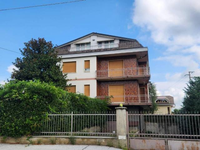 Villa Indipendente in vendita a Piemonte, Cuneo