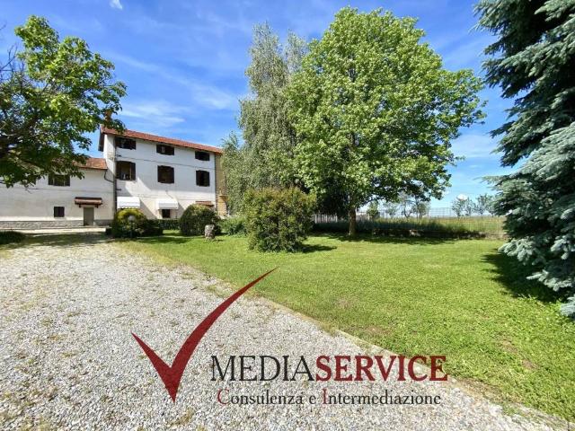 Villa Indipendente in vendita a Roata Caporalina, Piemonte