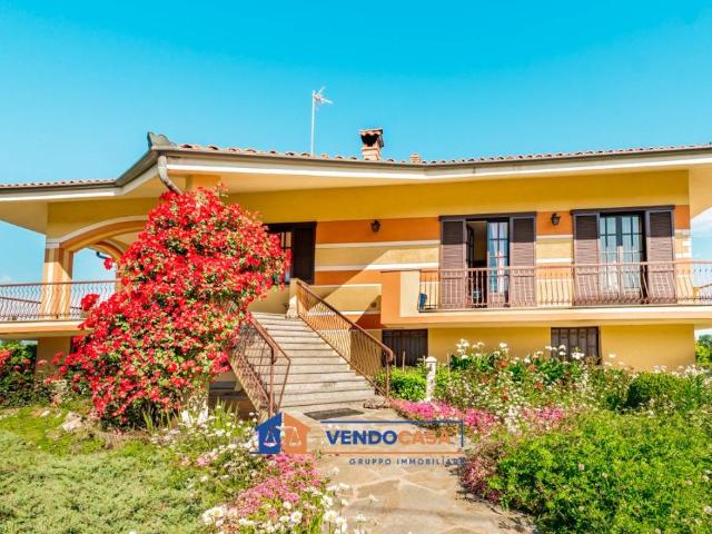 Villa Indipendente in vendita a Piemonte, Cuneo