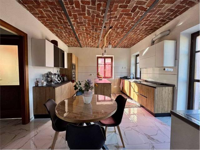 Villa Indipendente in vendita a Piemonte, Cuneo