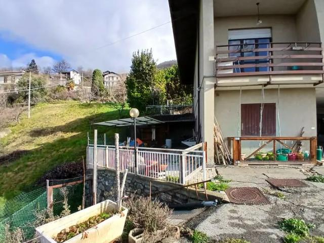 Villa Indipendente in vendita a Salto, Piemonte