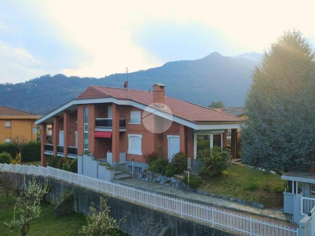 Villa Indipendente in vendita a Salto, Piemonte