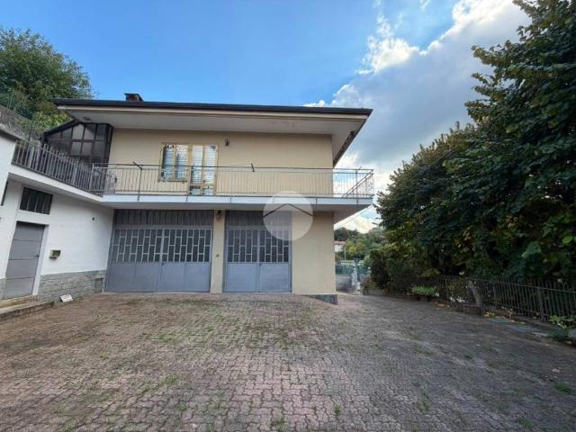 Villa Indipendente in vendita a Salto, Cuorgnè