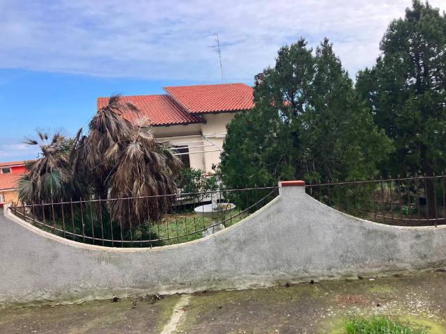 Villa Indipendente in vendita a Cupello, Abruzzo