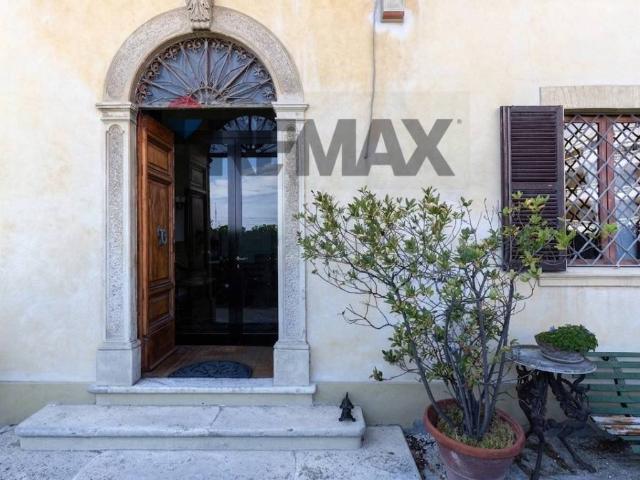 Villa Indipendente in vendita a Marano, Marche