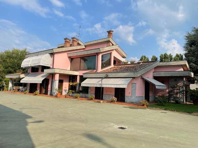 Villa Indipendente in vendita a Cura Carpignano, Lombardia