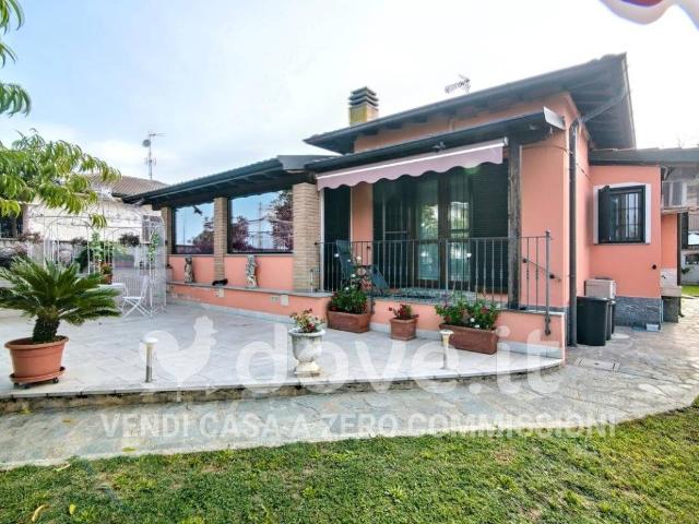 Villa Indipendente in vendita a Cura Carpignano, Lombardia