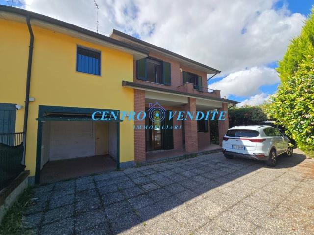 Villa Indipendente in vendita a Cura Carpignano, Lombardia