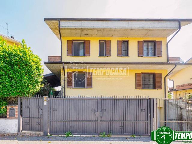 Villa Indipendente in vendita a Cura Carpignano, Lombardia