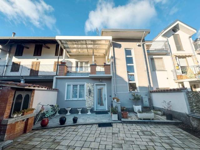 Villa Indipendente in vendita a Piemonte, Novara