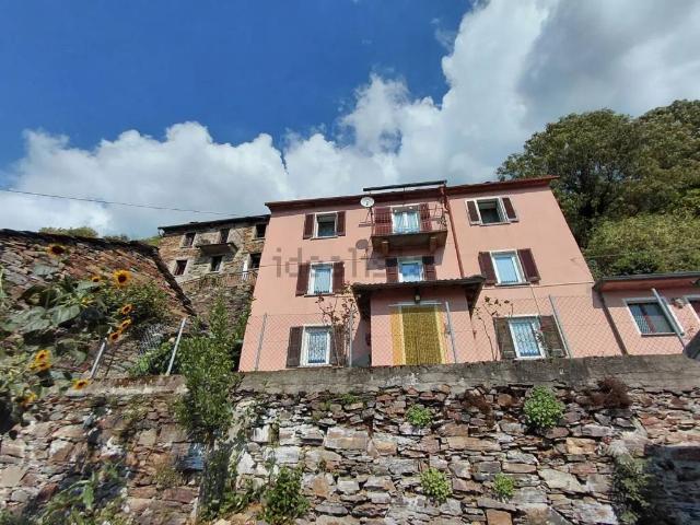 Villa Indipendente in vendita a Comunità Montana Valli del Verbano, Curiglia Con Monteviasco